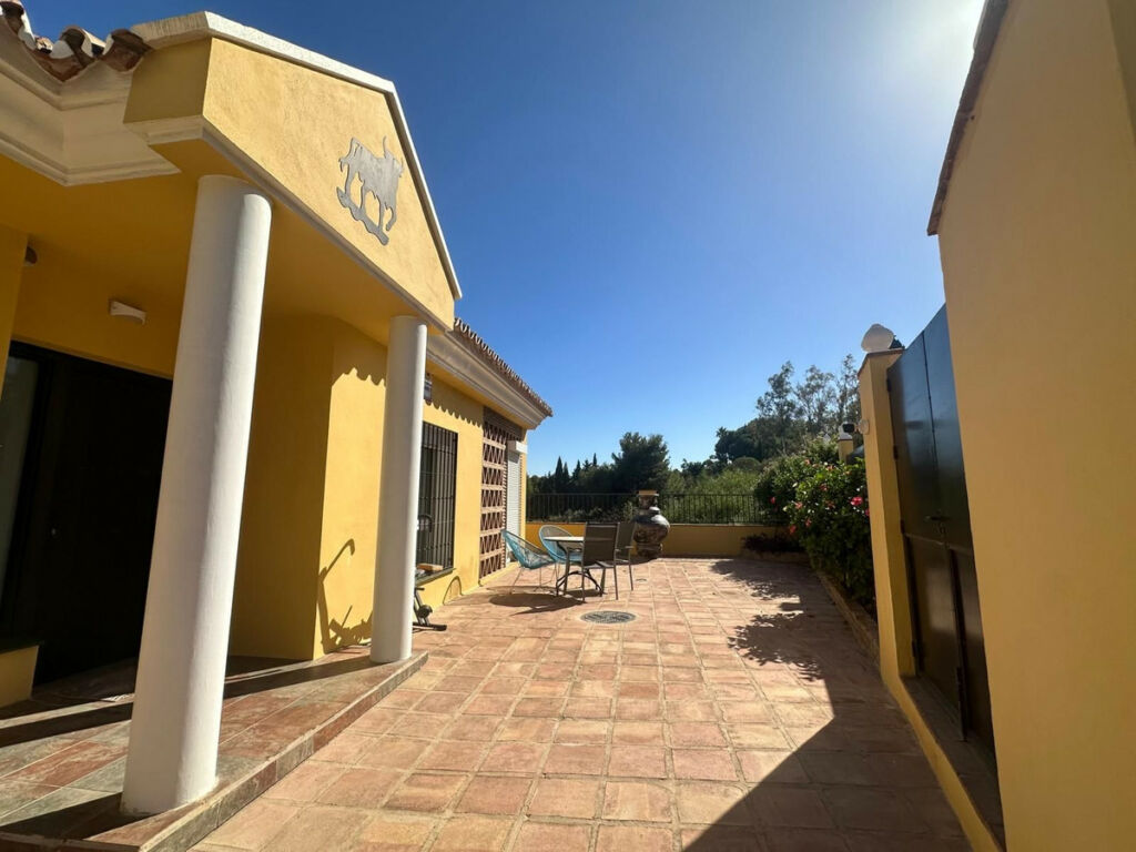 Detached Villa Mijas Costa Málaga - image 5