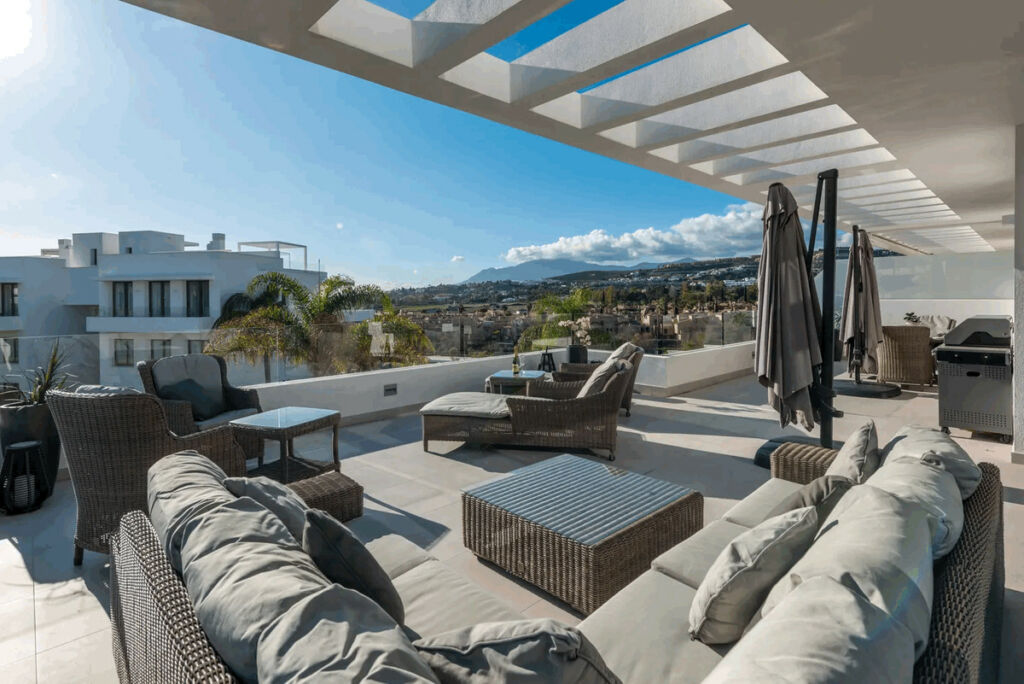 Penthouse Estepona Málaga - image 5