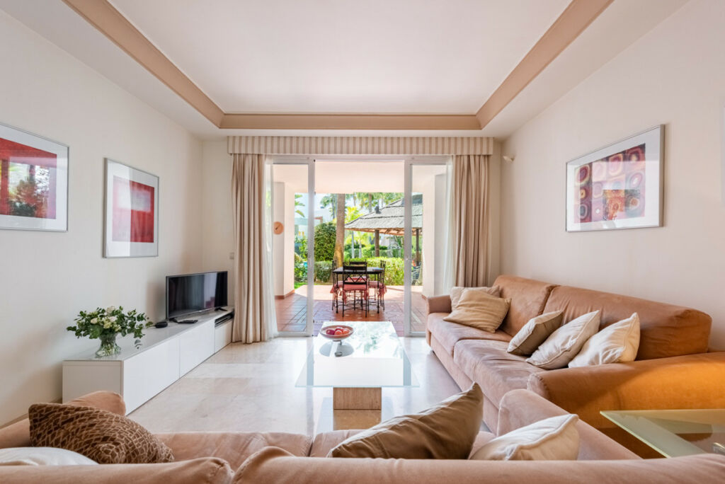 Ground Floor Apartment Puerto Banús Málaga - image 5