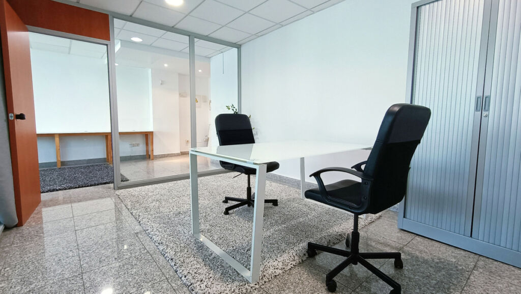Office Puerto Banús Málaga - image 5