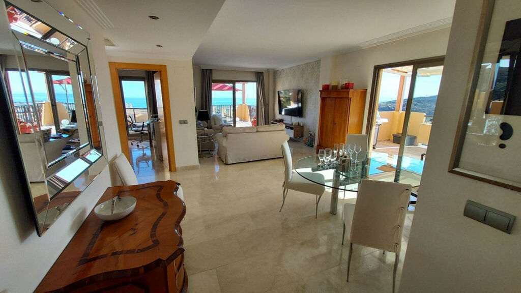 Penthouse Benahavís Málaga - image 5