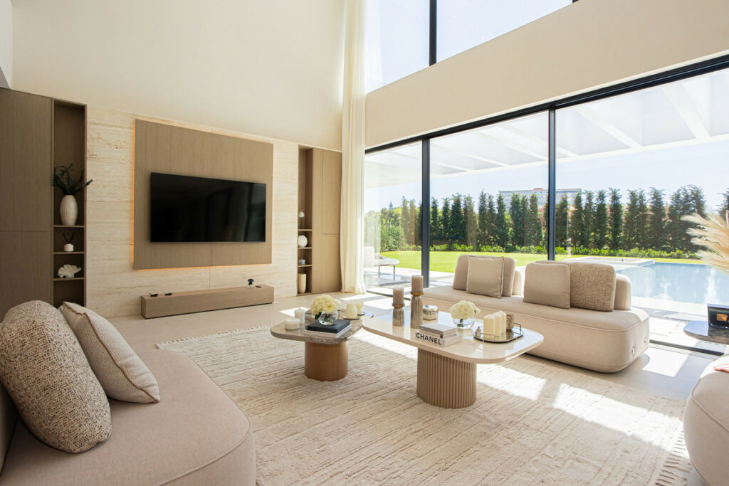 Detached Villa Los Monteros Málaga - image 5