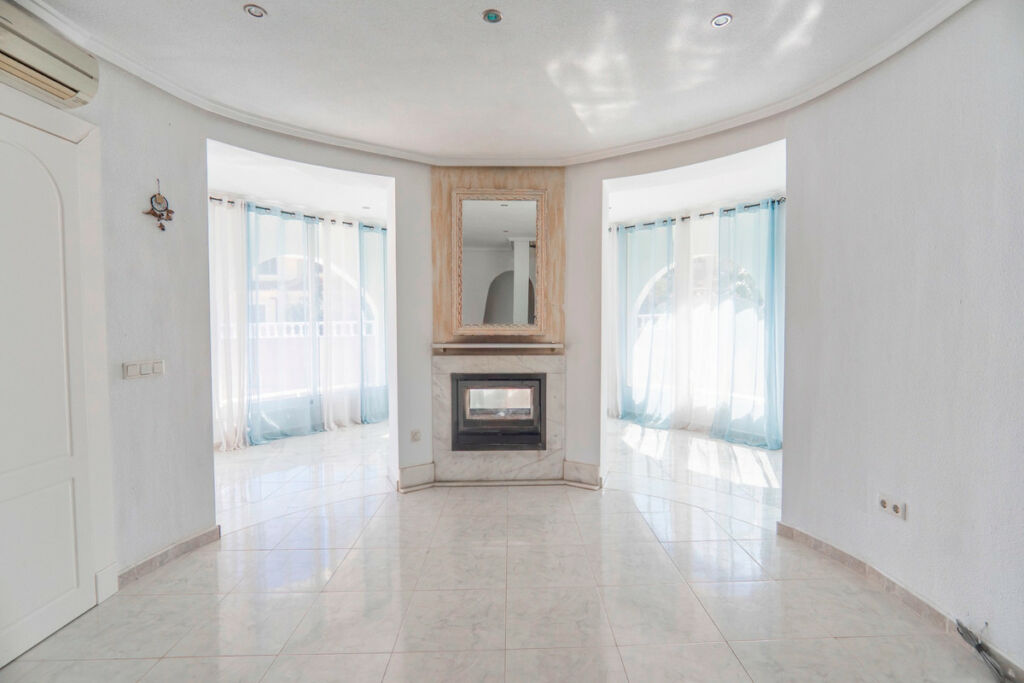 Detached Villa Rojales Alicante - image 5