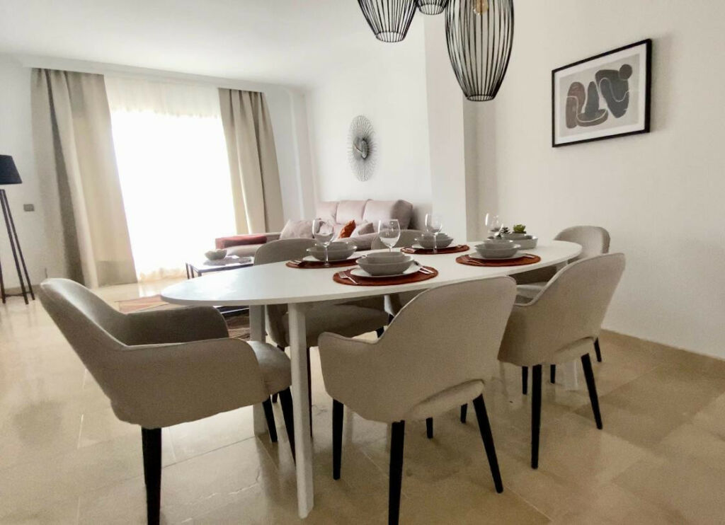 Ground Floor Apartment Benahavís Málaga - image 5