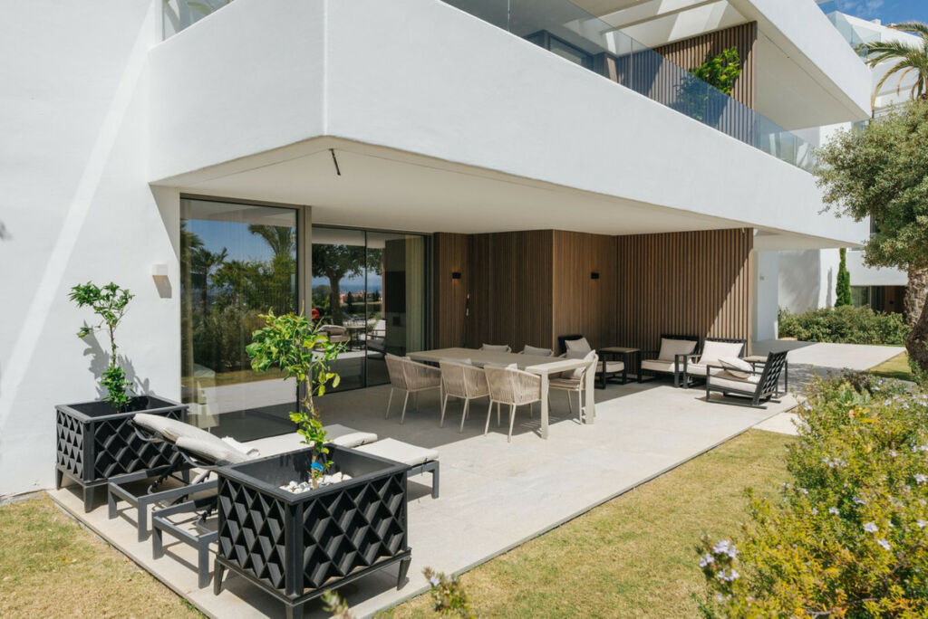 Ground Floor Apartment Los Arqueros Málaga - image 5