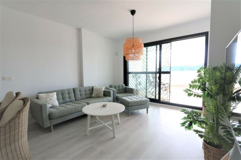 Middle Floor Apartment Mijas Costa Málaga - image 5