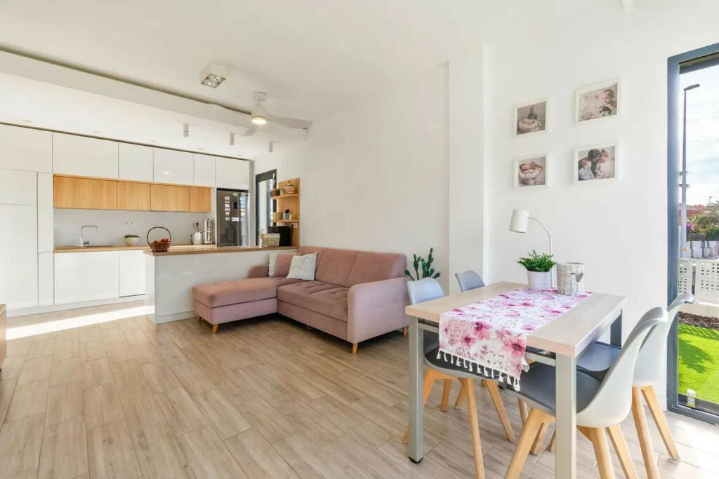 Townhouse La Zenia Alicante - image 5