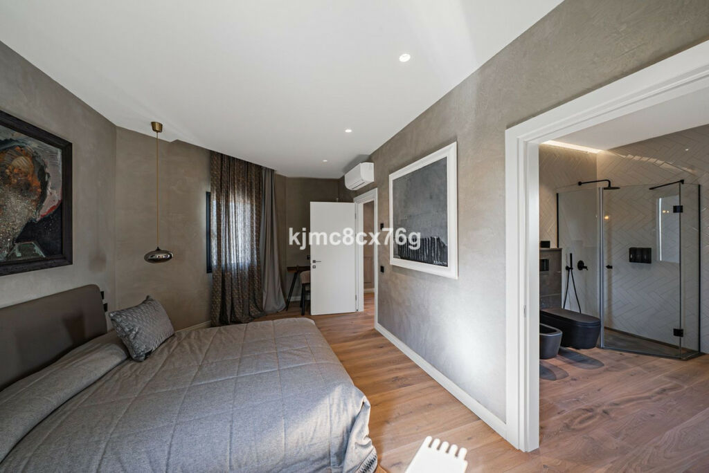Detached Villa Guadalmina Baja Málaga - image 50