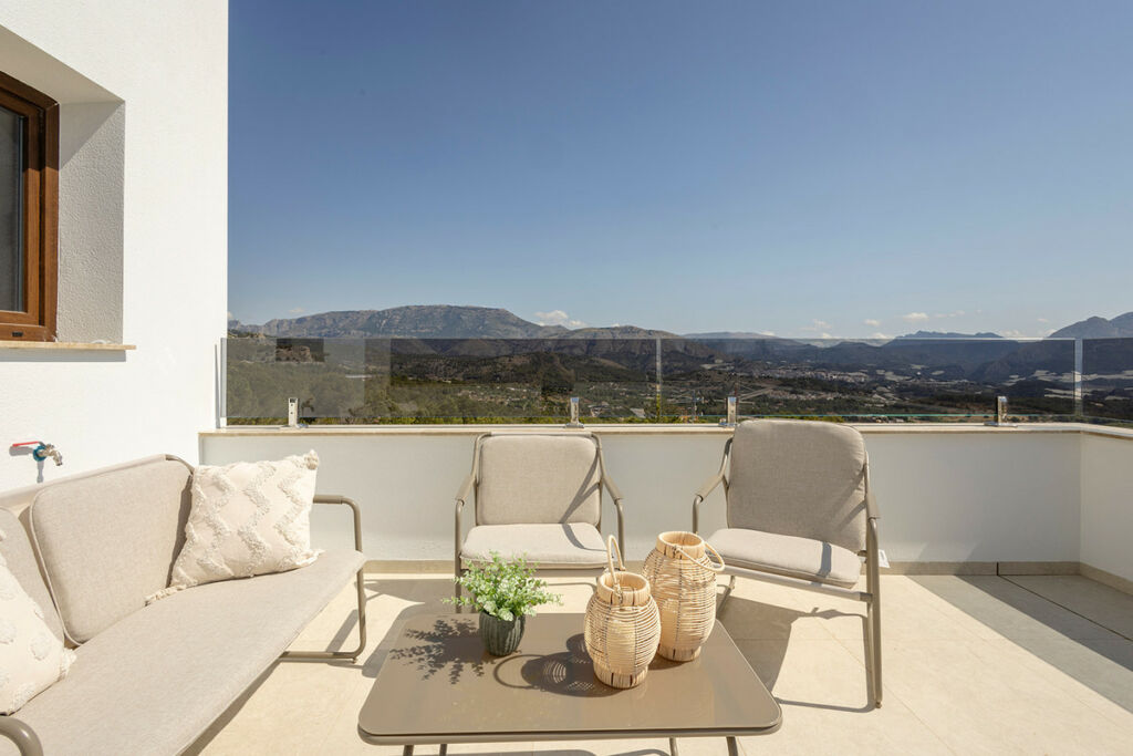 Detached Villa Polop Alicante - image 51