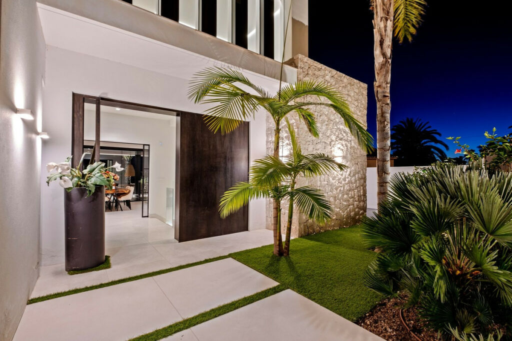 Detached Villa Marbesa Málaga - image 52