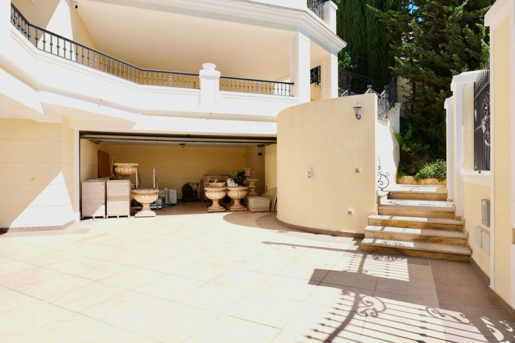 Detached Villa El Rosario Málaga - image 52