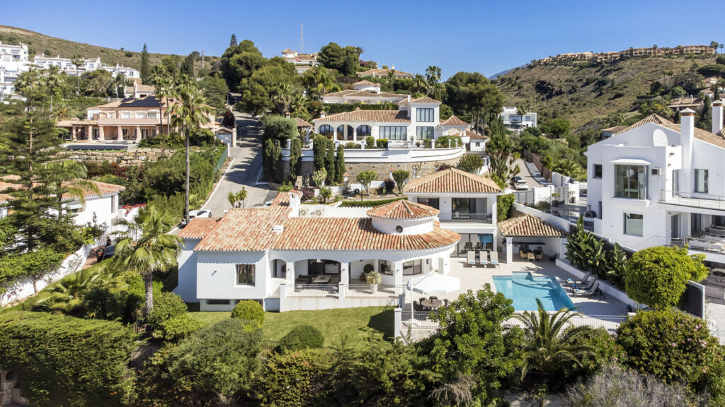 Detached Villa Benahavís Málaga - image 52