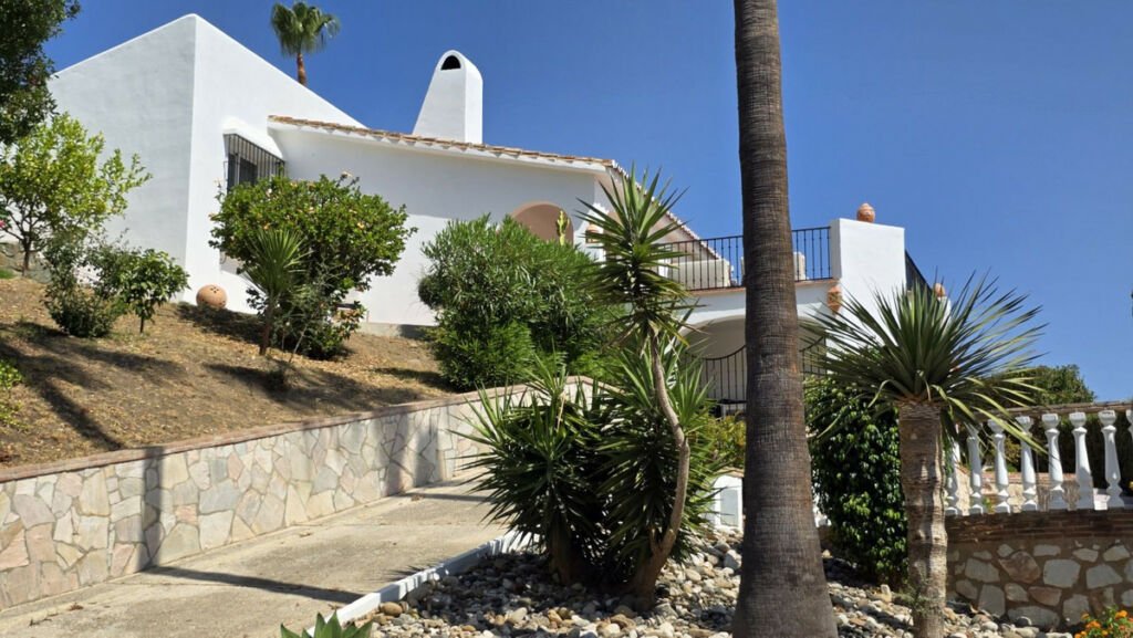 Detached Villa Cerros del Aguila Málaga - image 53
