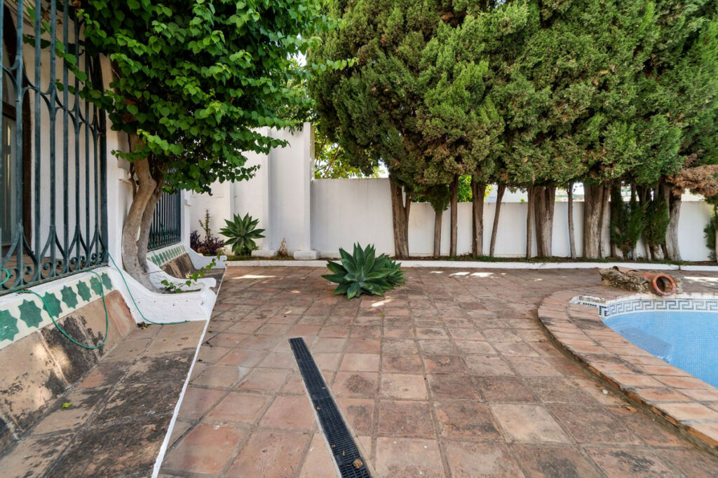 Detached Villa Fuengirola Málaga - image 53
