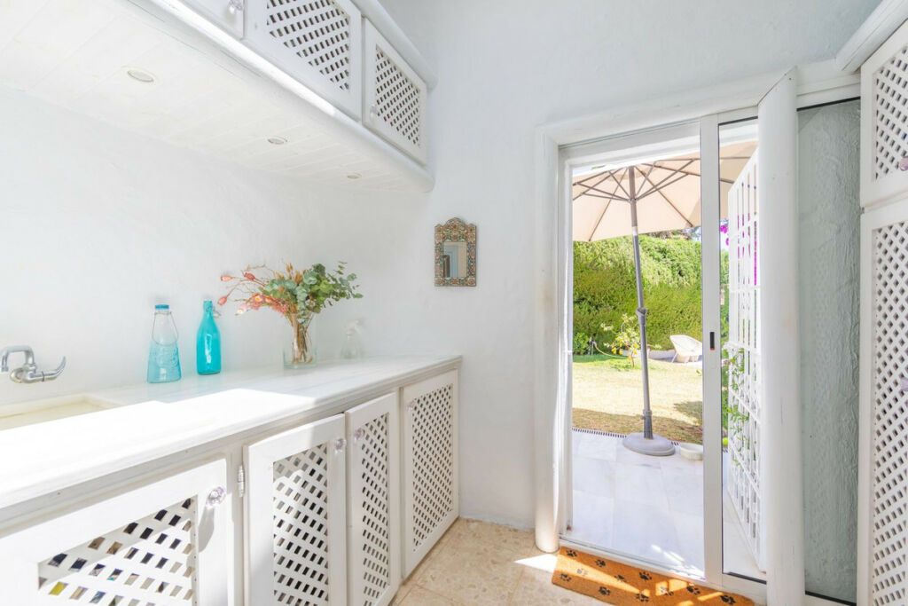 Detached Villa Guadalmina Alta Málaga - image 53