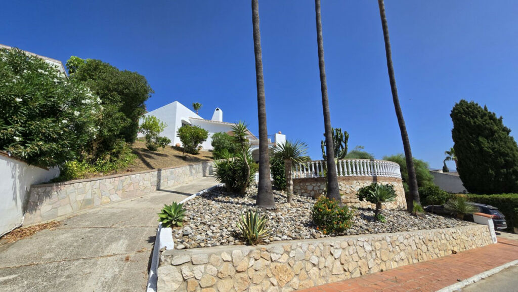 Detached Villa Cerros del Aguila Málaga - image 54