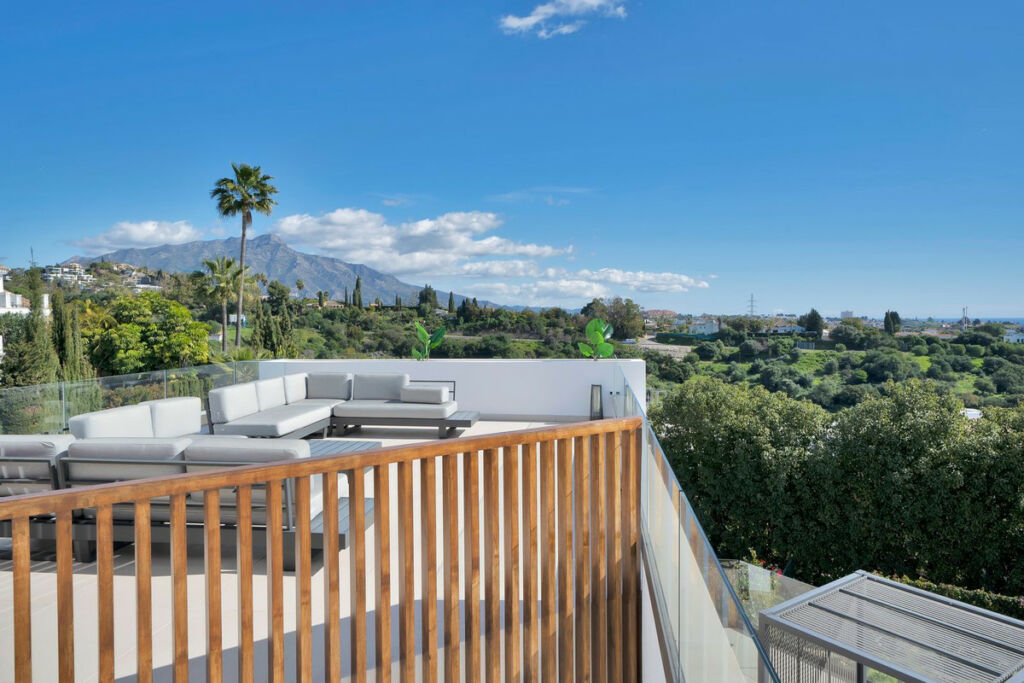 Detached Villa Benahavís Málaga - image 54