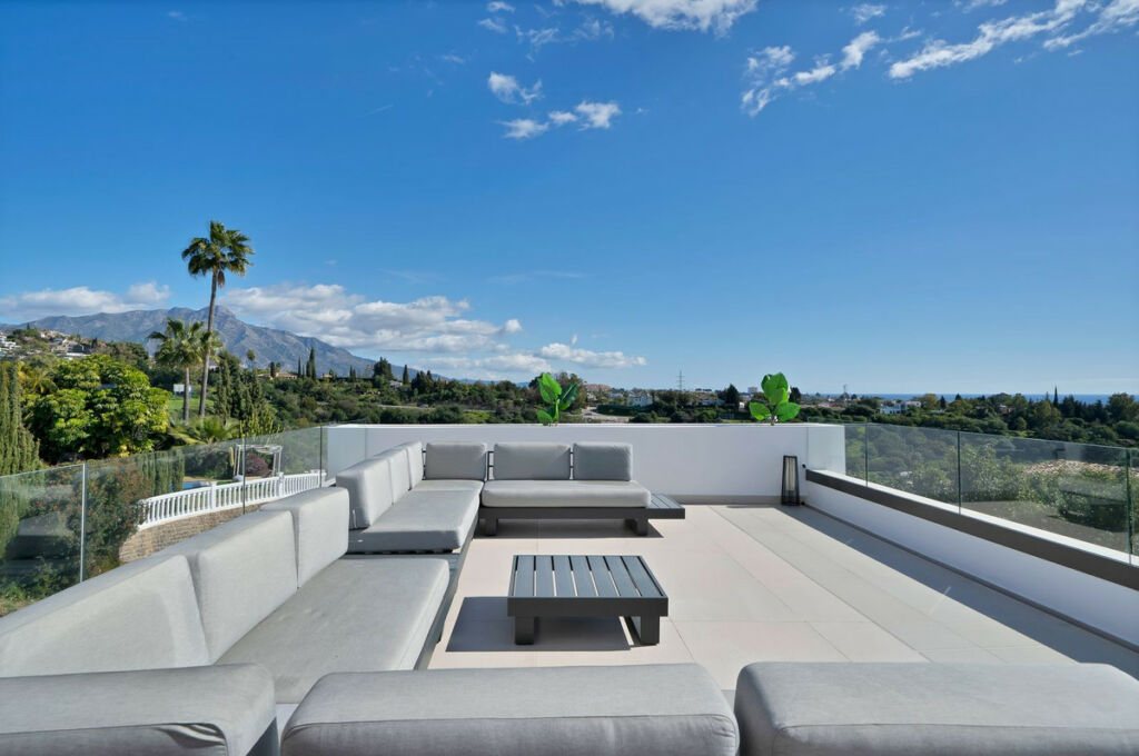 Detached Villa Benahavís Málaga - image 56