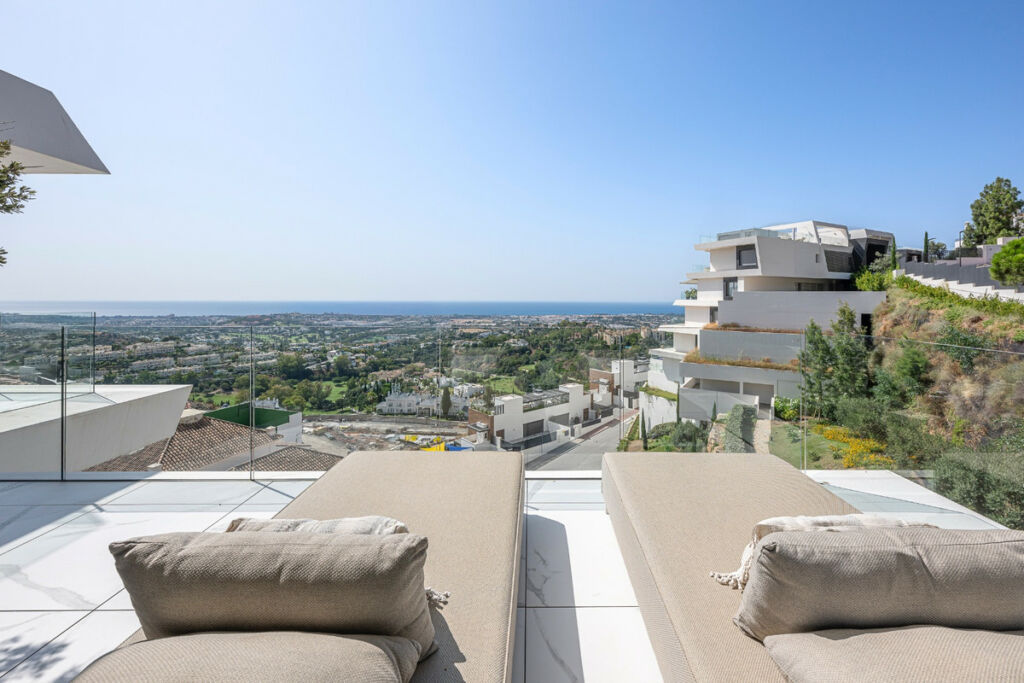 Middle Floor Apartment Benahavís Málaga - image 56