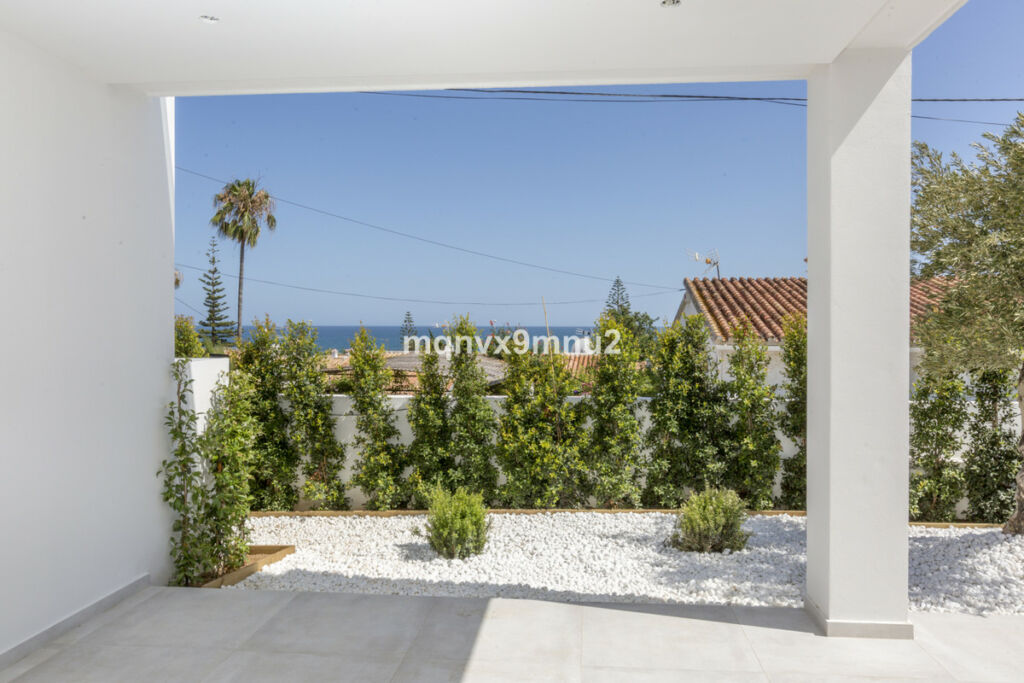 Detached Villa El Chaparral Málaga - image 58