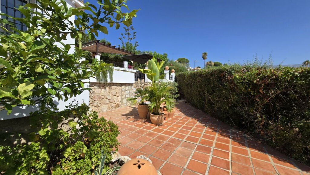 Detached Villa Cerros del Aguila Málaga - image 58