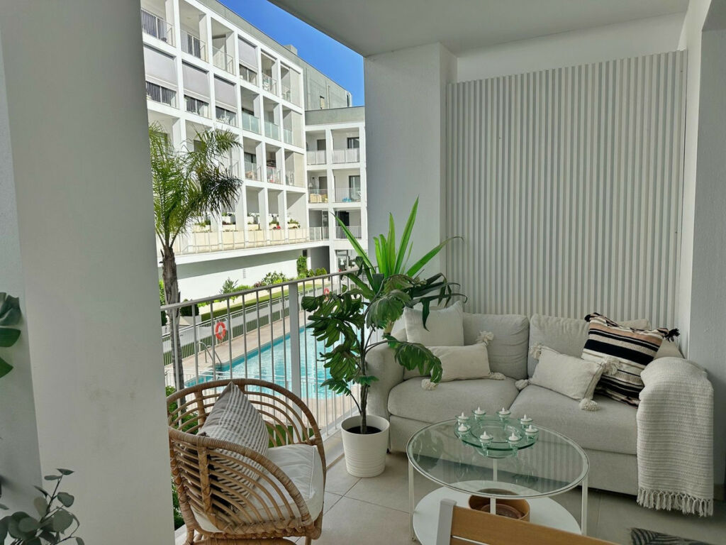 Middle Floor Apartment San Pedro de Alcántara Málaga - image 6
