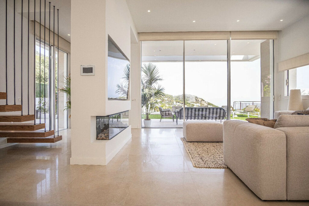 Detached Villa Mijas Málaga - image 6