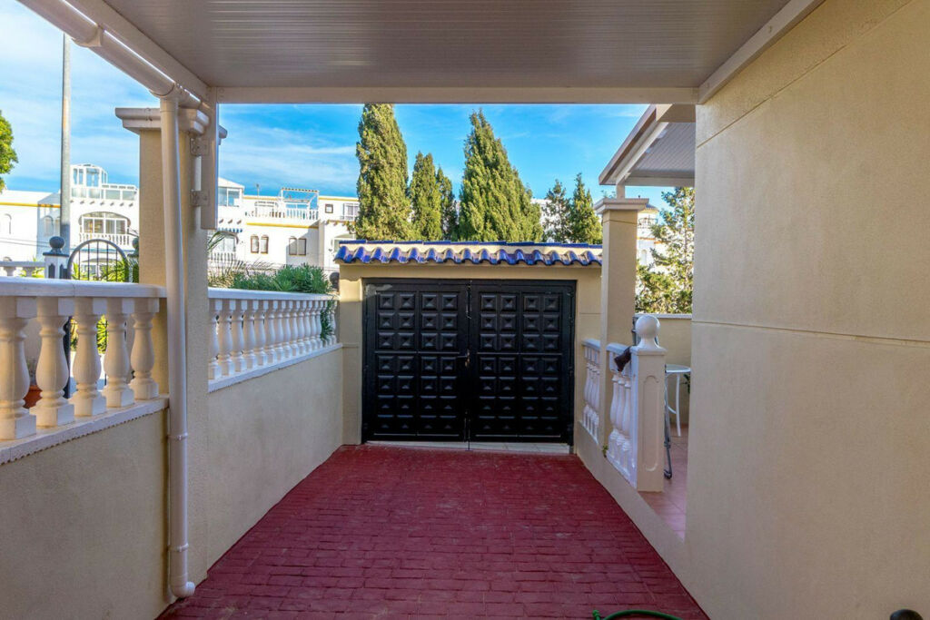 Detached Villa Orihuela Costa Alicante - image 6