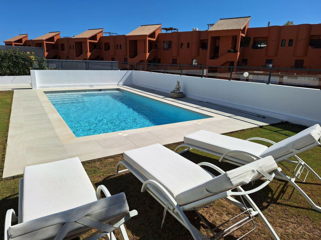 Detached Villa La Duquesa Málaga - image 6