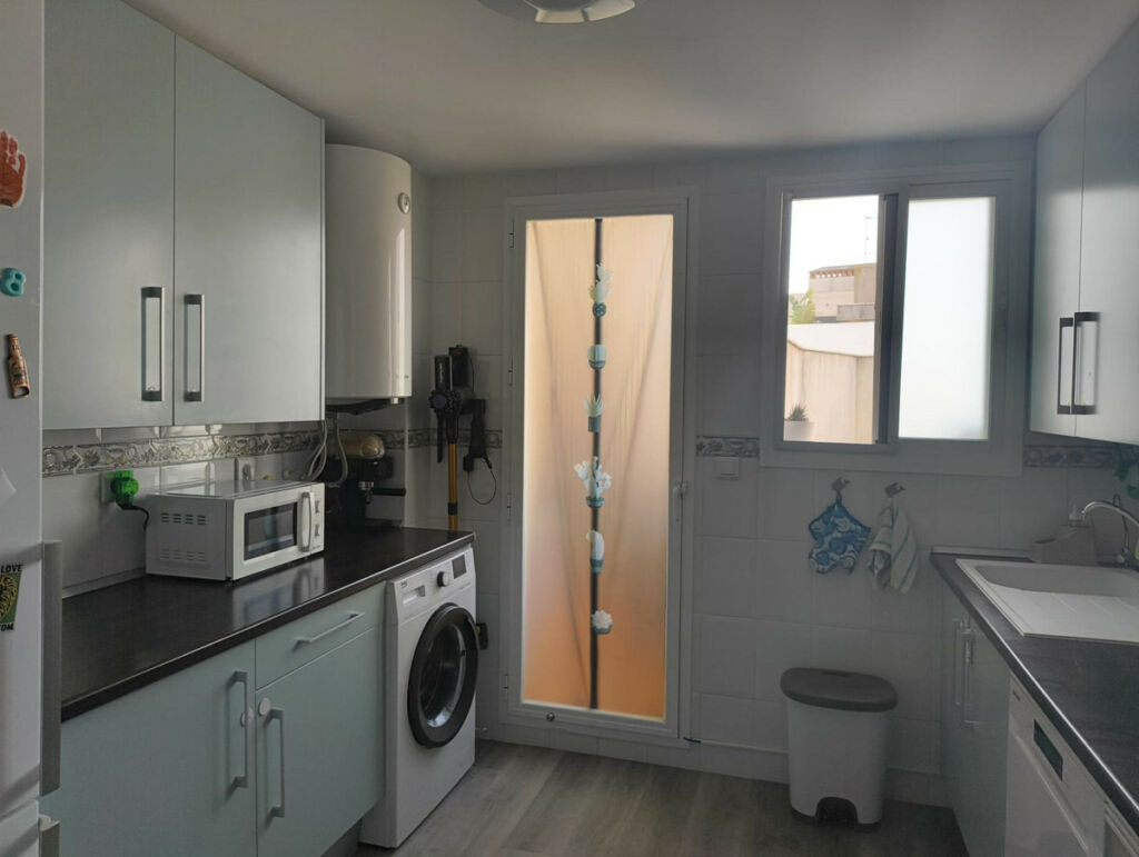 Middle Floor Apartment Casares Málaga - image 6