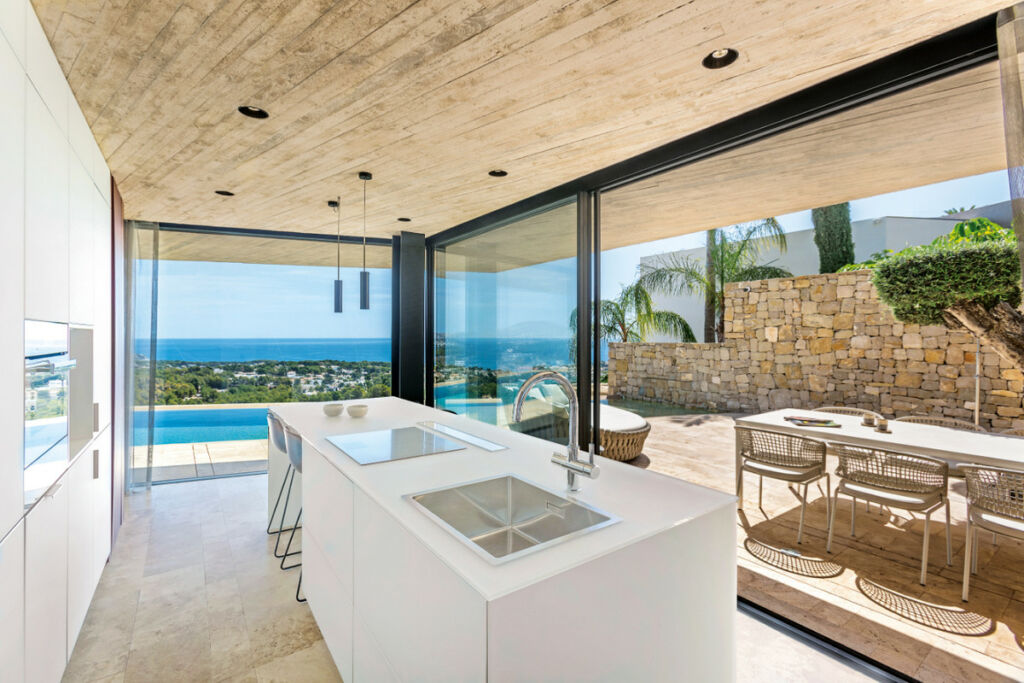 Detached Villa La Fustera Alicante - image 6