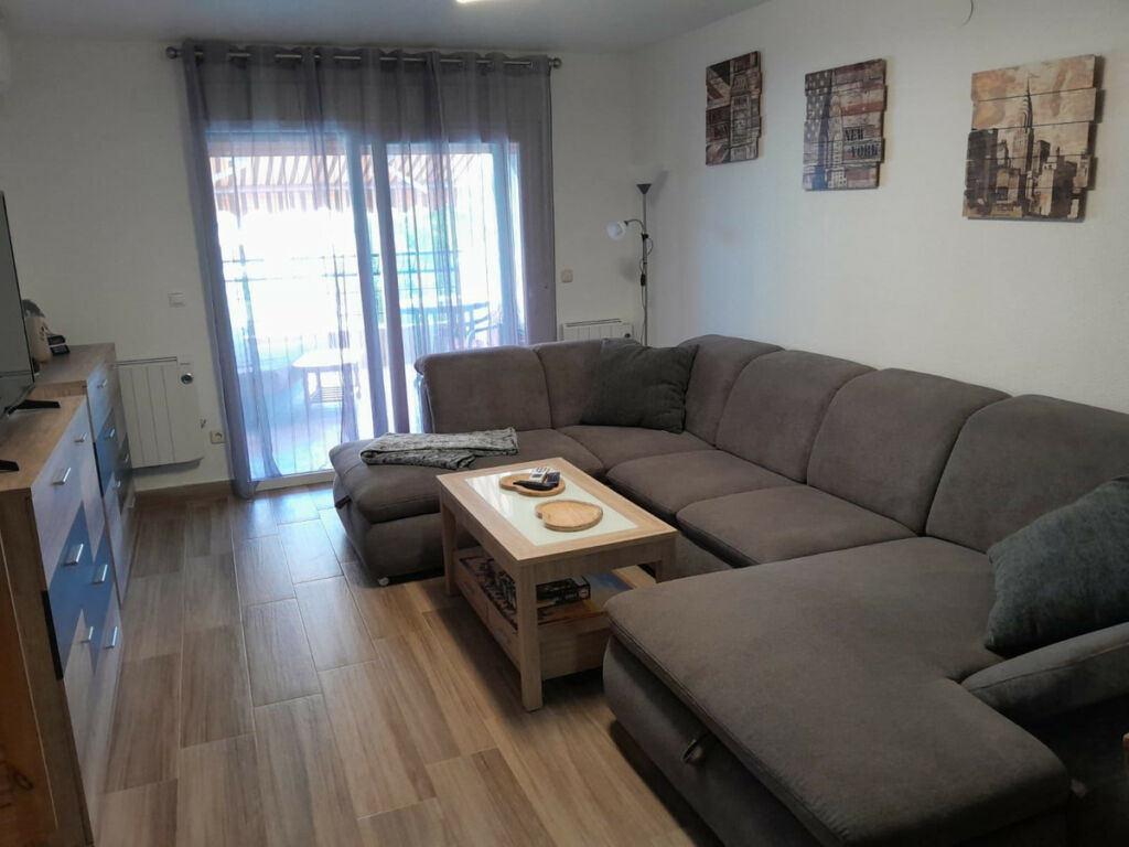 Middle Floor Apartment Campoamor Alicante - image 6
