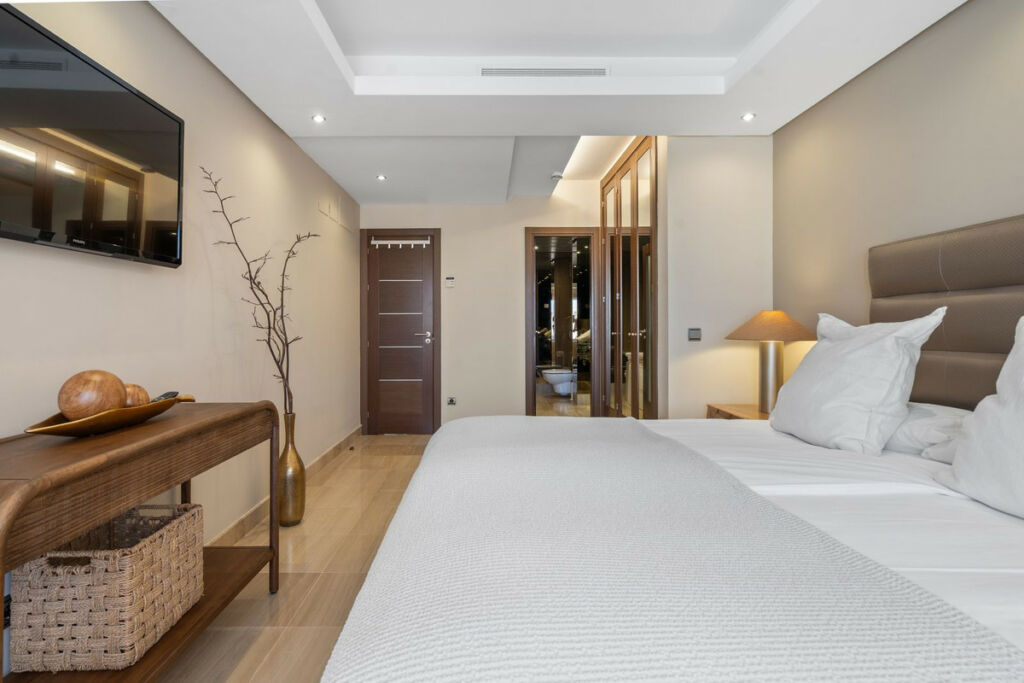 Penthouse Duplex New Golden Mile Málaga - image 6