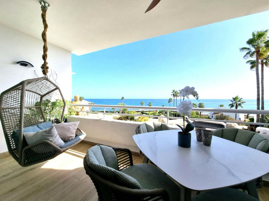 Middle Floor Apartment Miraflores Málaga - image 6