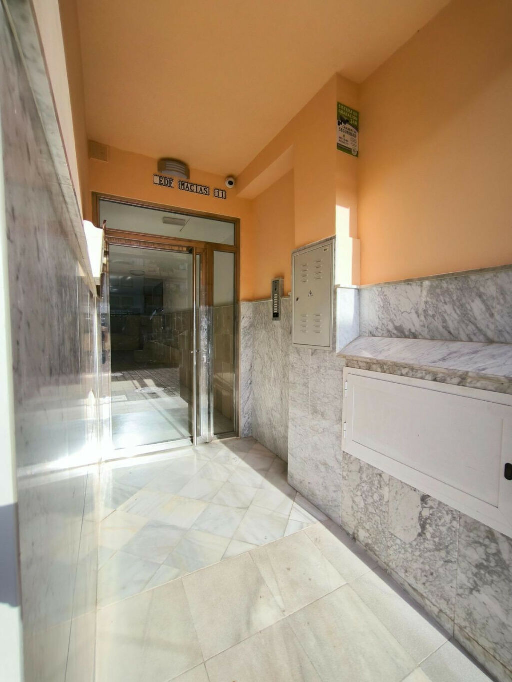 Top Floor Apartment San Pedro de Alcántara Málaga - image 6