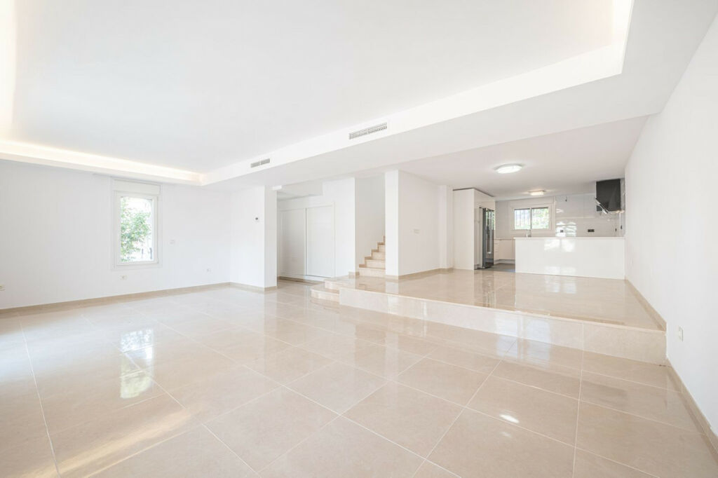 Townhouse Marbella Málaga - image 6