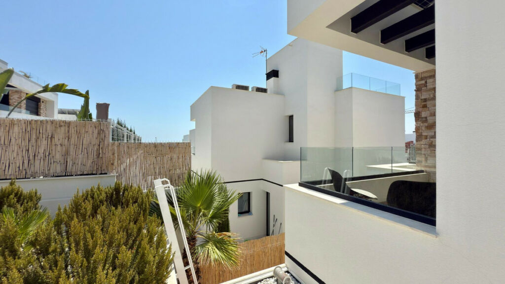 Bungalow Finestrat Alicante - image 6