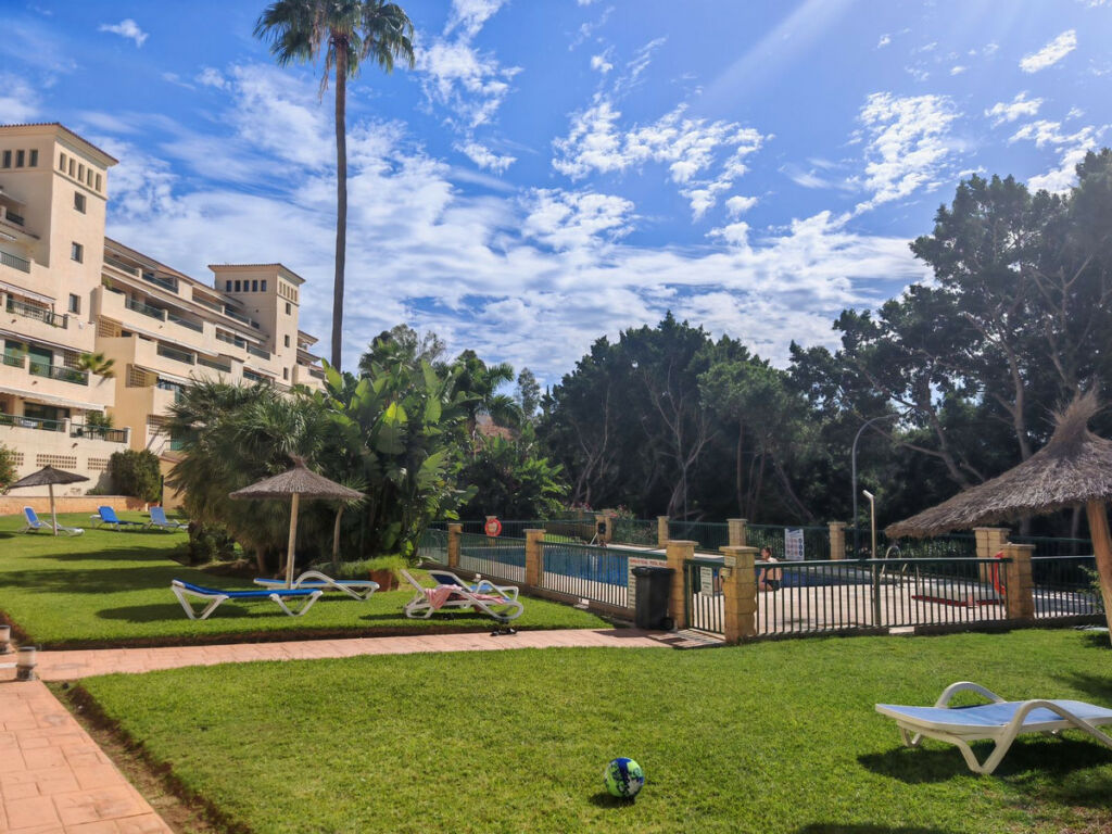 Middle Floor Apartment Benalmadena Costa Málaga - image 6