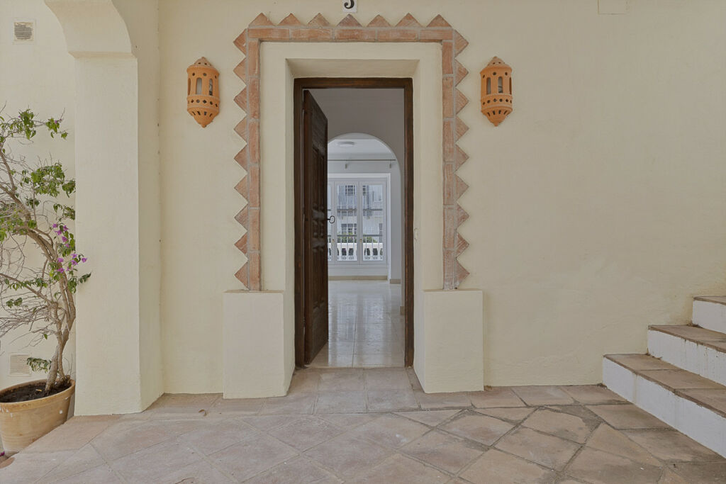 Townhouse Benahavís Málaga - image 6
