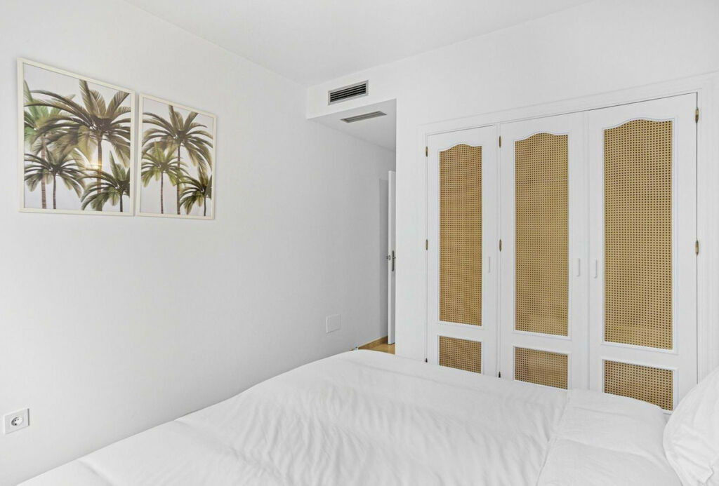 Ground Floor Apartment Nueva Andalucía Málaga - image 6