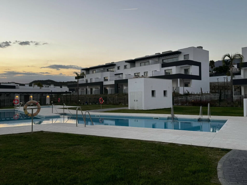 Penthouse Estepona Málaga - image 6