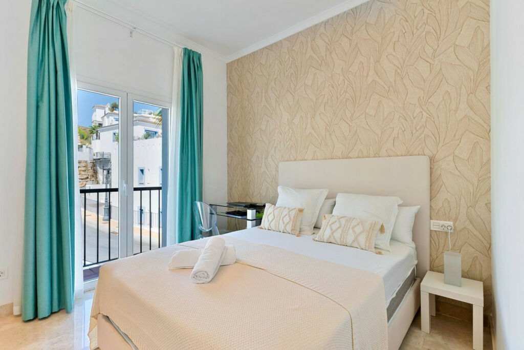 Penthouse Duplex El Paraiso Málaga - image 6