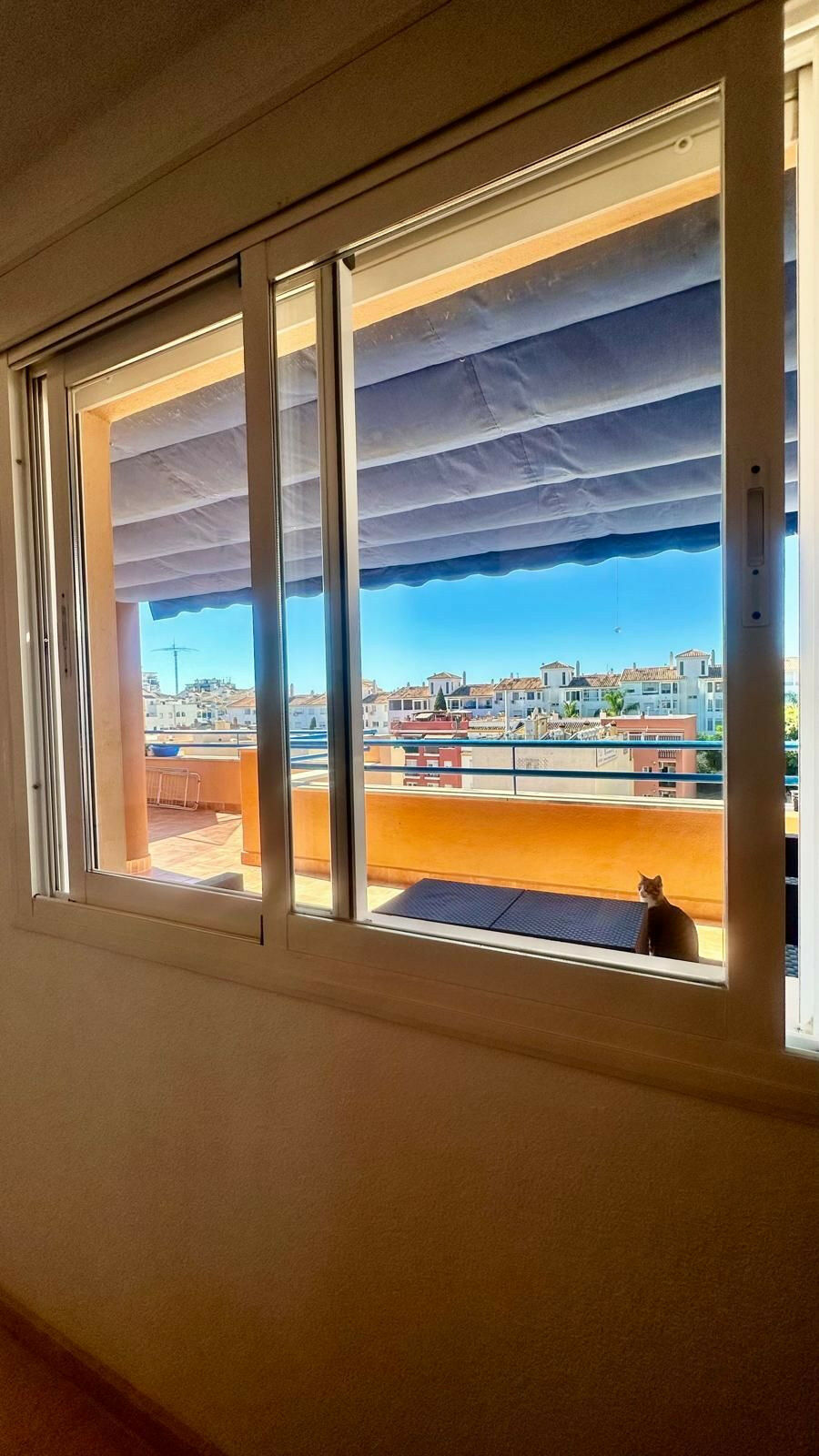 Top Floor Apartment Las Lagunas Málaga - image 6
