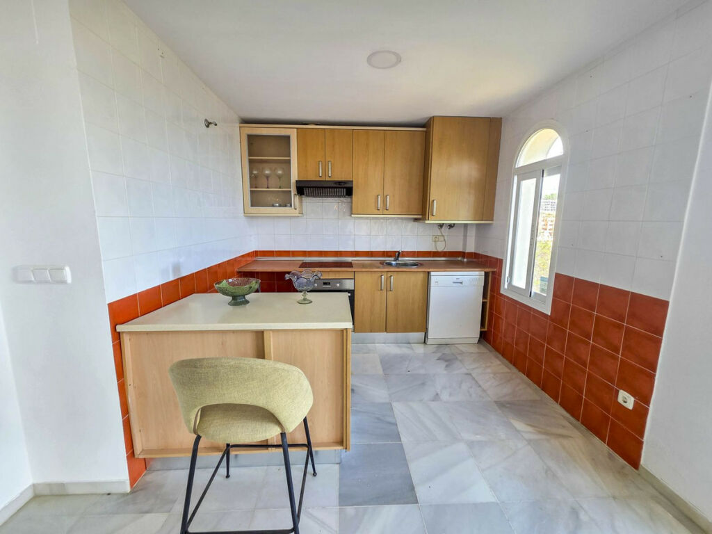 Duplex La Duquesa Málaga - image 6