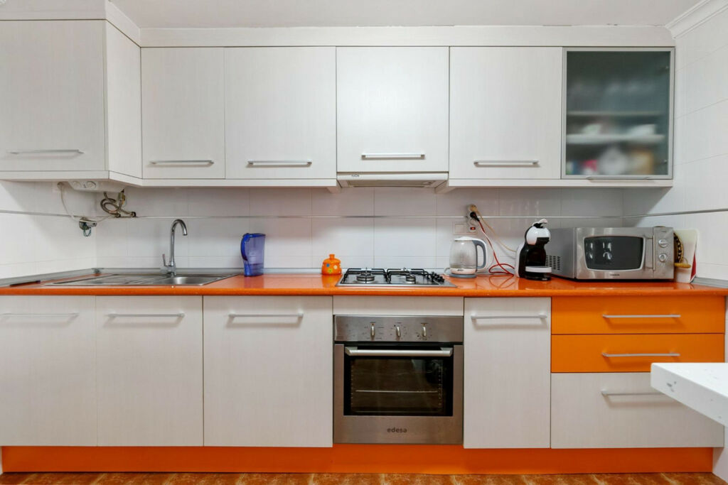 Middle Floor Apartment La Mata Alicante - image 6