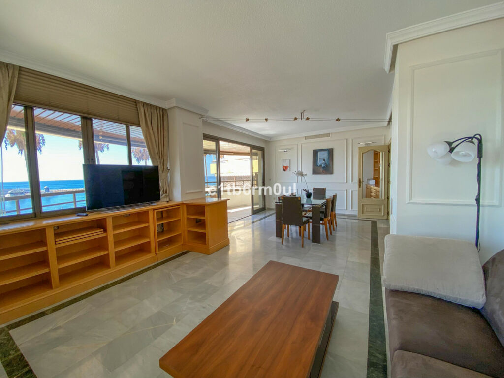 Middle Floor Apartment Marbella Málaga - image 6