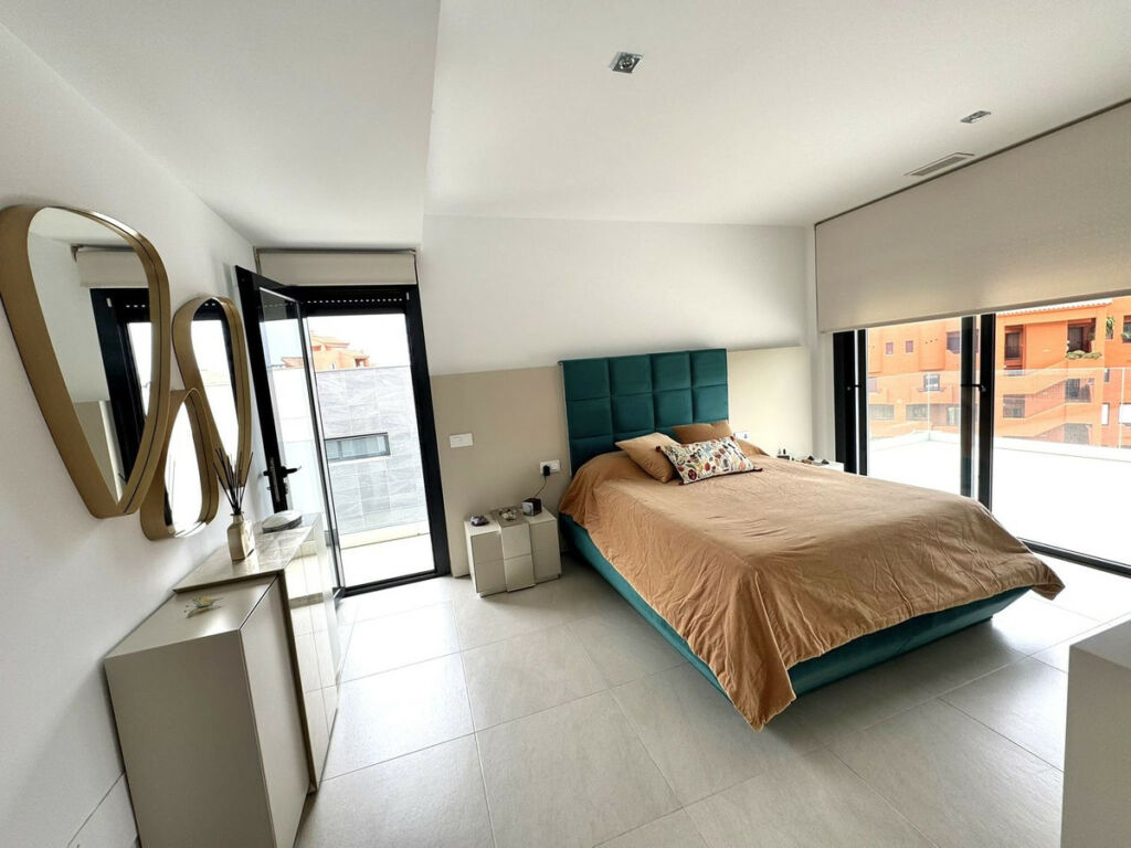 Detached Villa Manilva Málaga - image 6