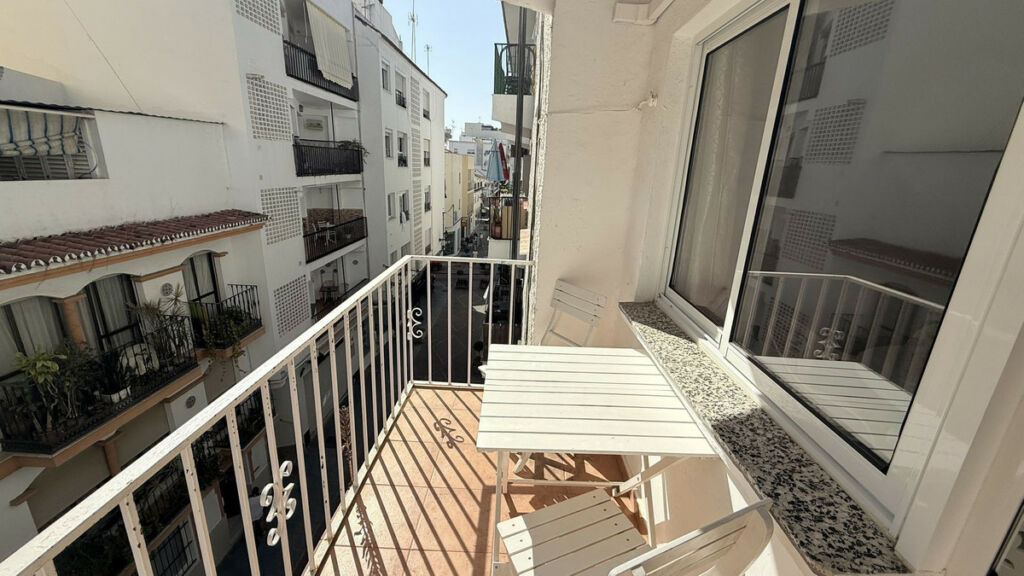 Middle Floor Apartment San Pedro de Alcántara Málaga - image 6