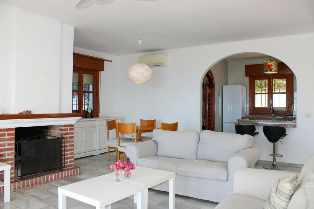 Detached Villa Nerja Málaga - image 6