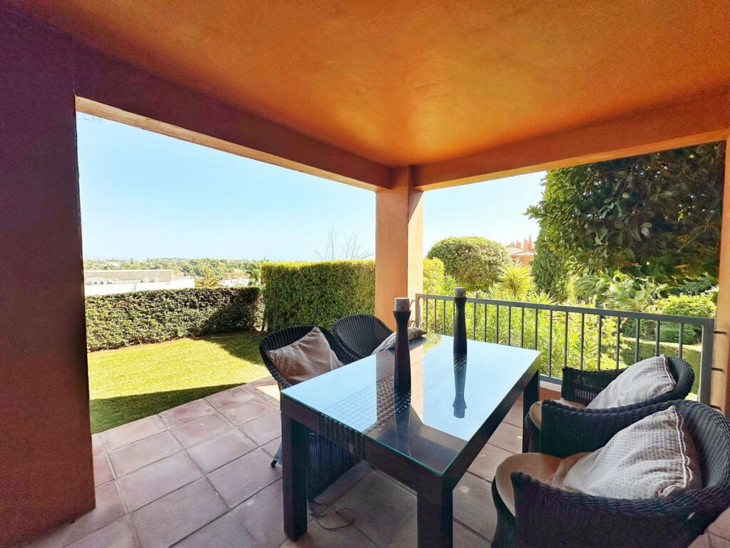 Ground Floor Apartment Atalaya Málaga - image 6